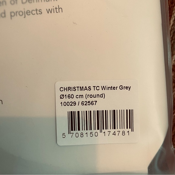 NWOT Georg Jensen Damask Round Christmas Tablecloth - Picture 5 of 6